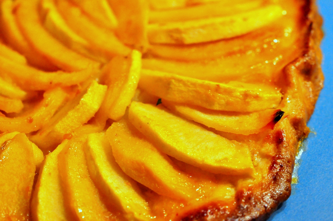 hundertachtziggrad°: Quitten-Apfel-Tarte mit Salz-Butter-Karamell