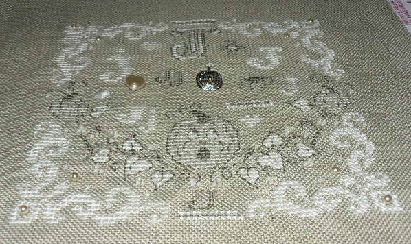 [Sweetheart+Tree+J+Closeup.jpg]