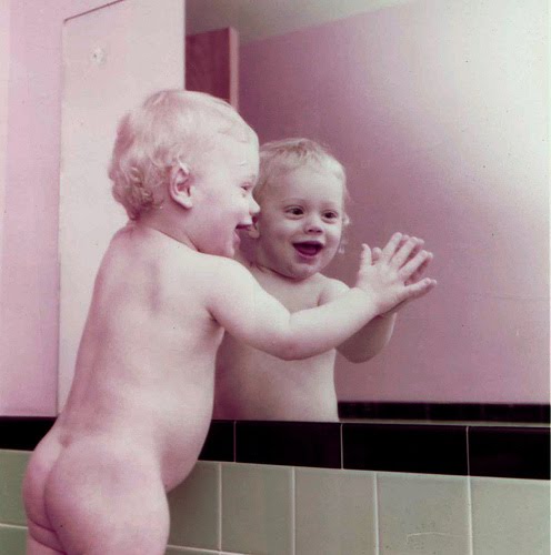 [Mirror.jpg]