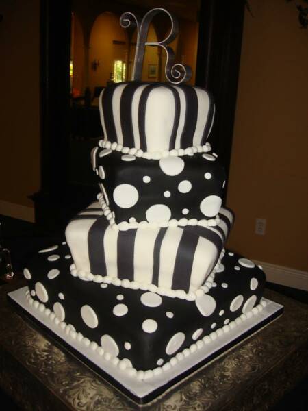 Black And White Wedding Cakes