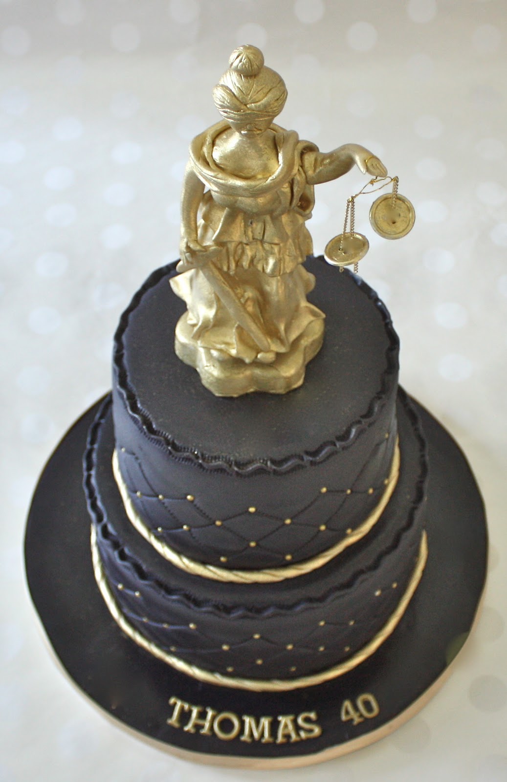  LADY JUSTICE STATUE CAKE