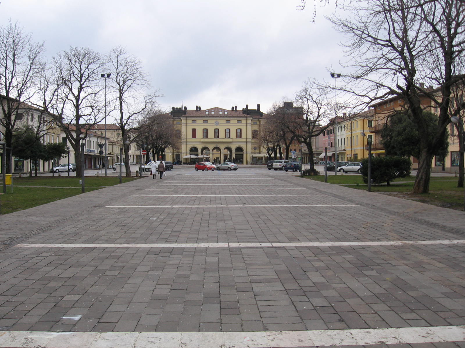 [IMG_2846.JPG]