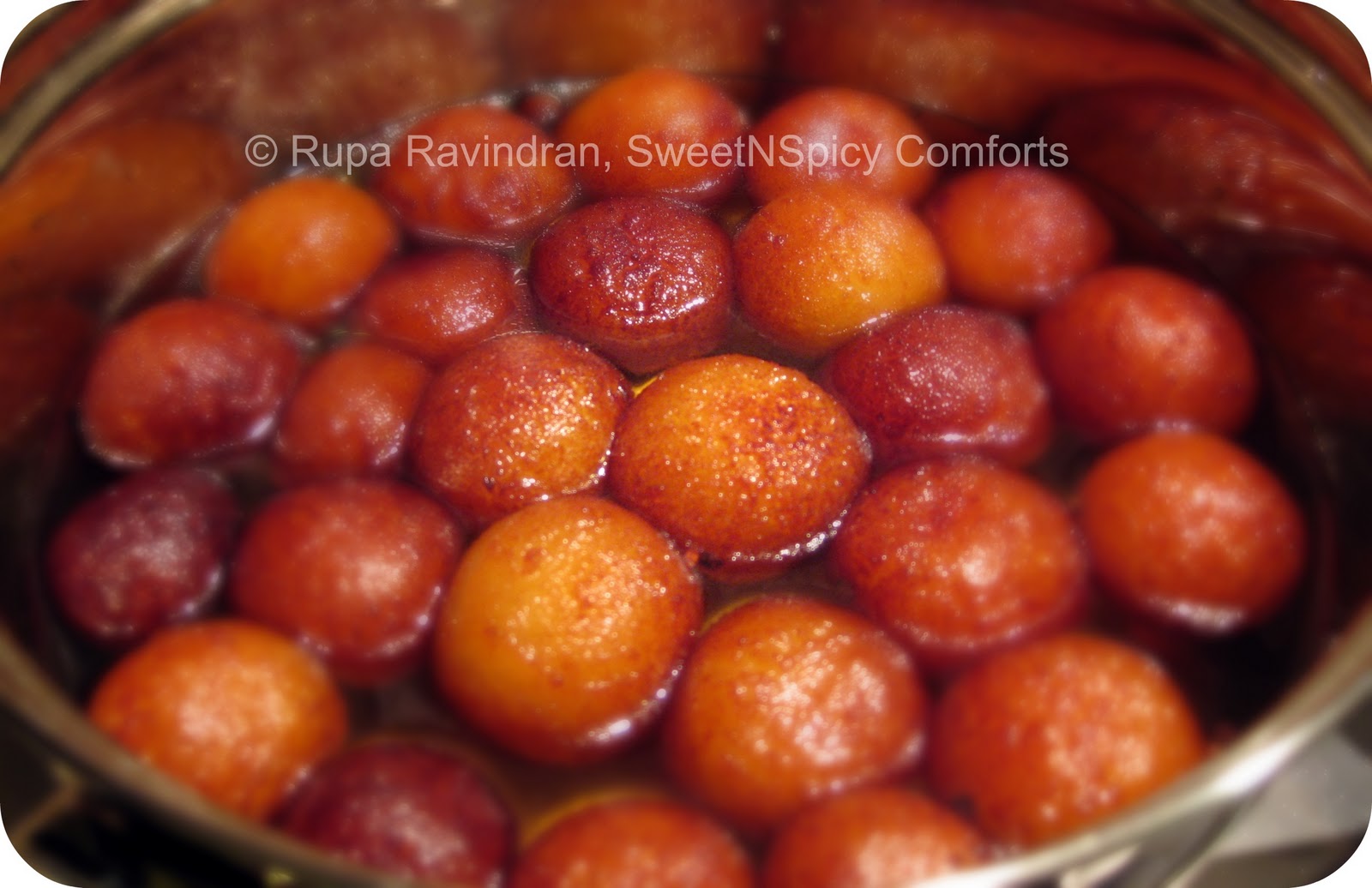 Sweet N Spicy Comforts Gulab Jamun
