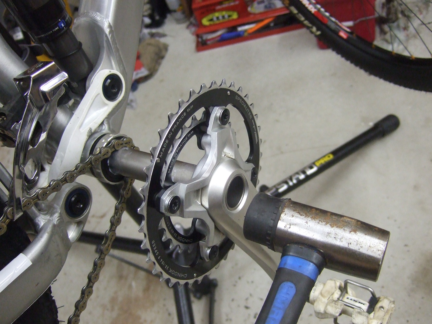 Shimano Chain Routing How To Install Shimano Chain _ Do Shimano bike chains have a direction ...