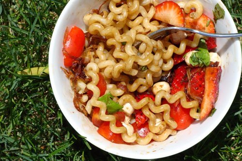 Strawberry Tomato Caprese Fusili Strawberry Tomato Caprese Fusili