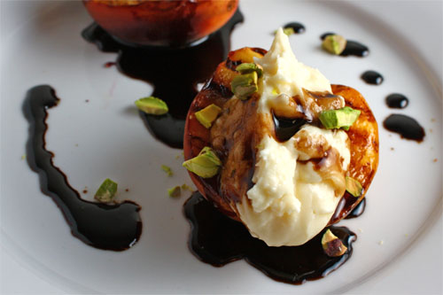 Grilled Peaches with Mascarpone and Balsamic Syrup Grilled Peaches with Mascarpone and Balsamic Syrup