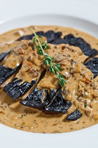 Grilled Portobello Mushroom in a Porcini Cream Sauce Grilled Portobello Mushroom in a Porcini Cream Sauce