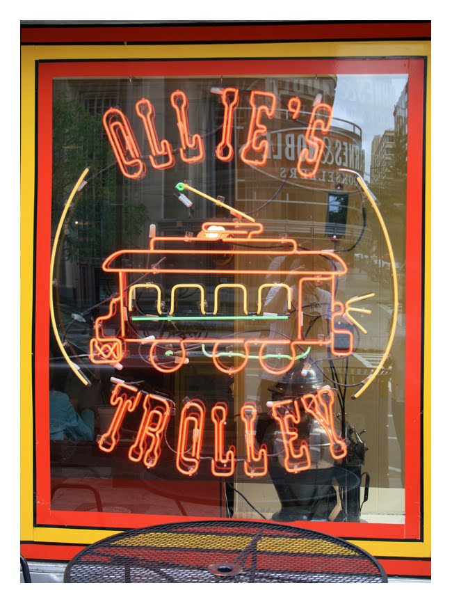 Pigeon Post Ollie's Trolley!