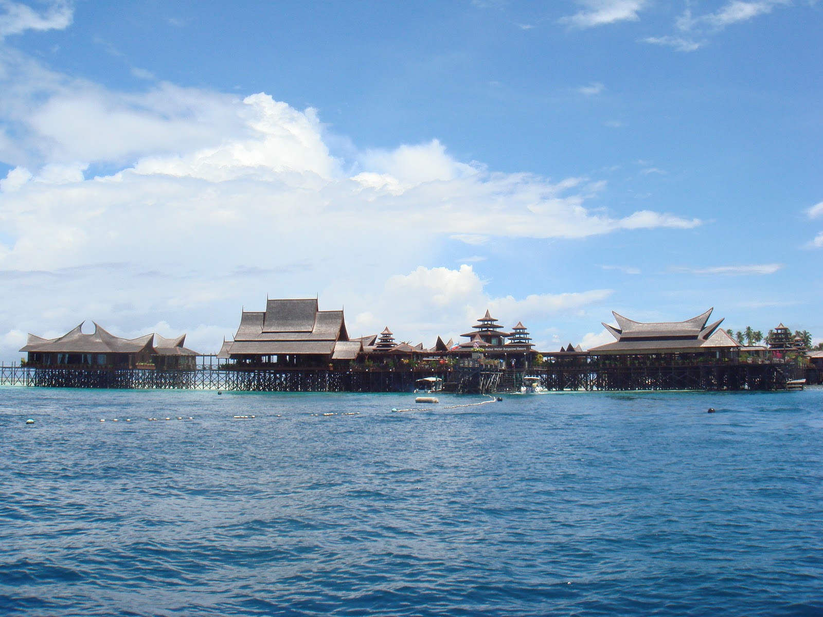 KomenSen: TERKENANGN SEMASA DULU 15 - PULAU SIPADAN DAN MABUL.