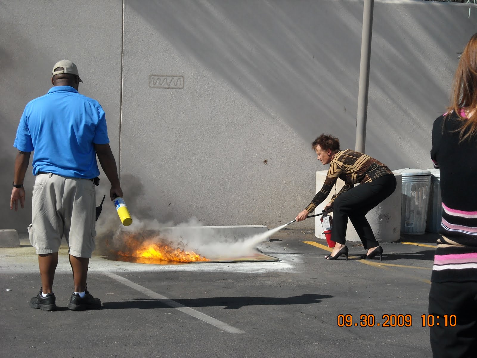 [Fire+Extinguisher+Training.+004.jpg]