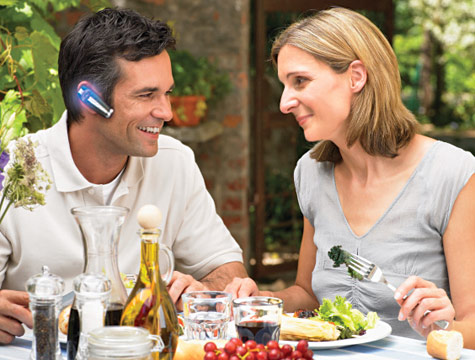 [bluetooth-headset.jpg]