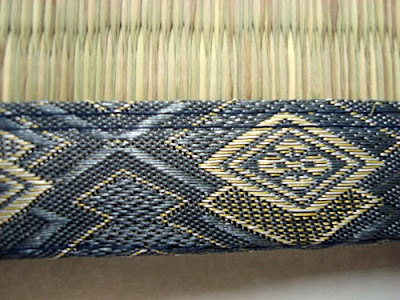 Gray border