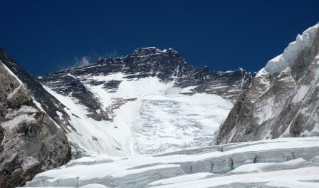 [018+Lhotse+8+516m-717679.JPG]