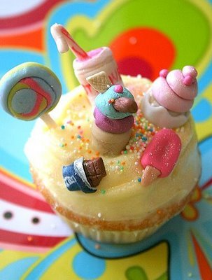 [cupcake2.jpg]