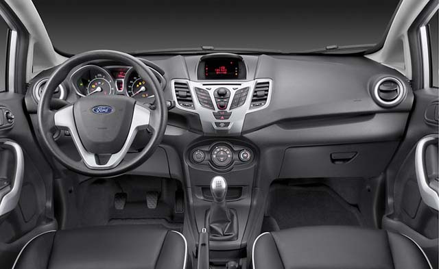 Novo Fiesta Sedan  2011 - interior painel