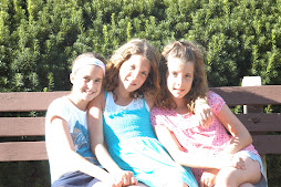 Me and My sisters!!