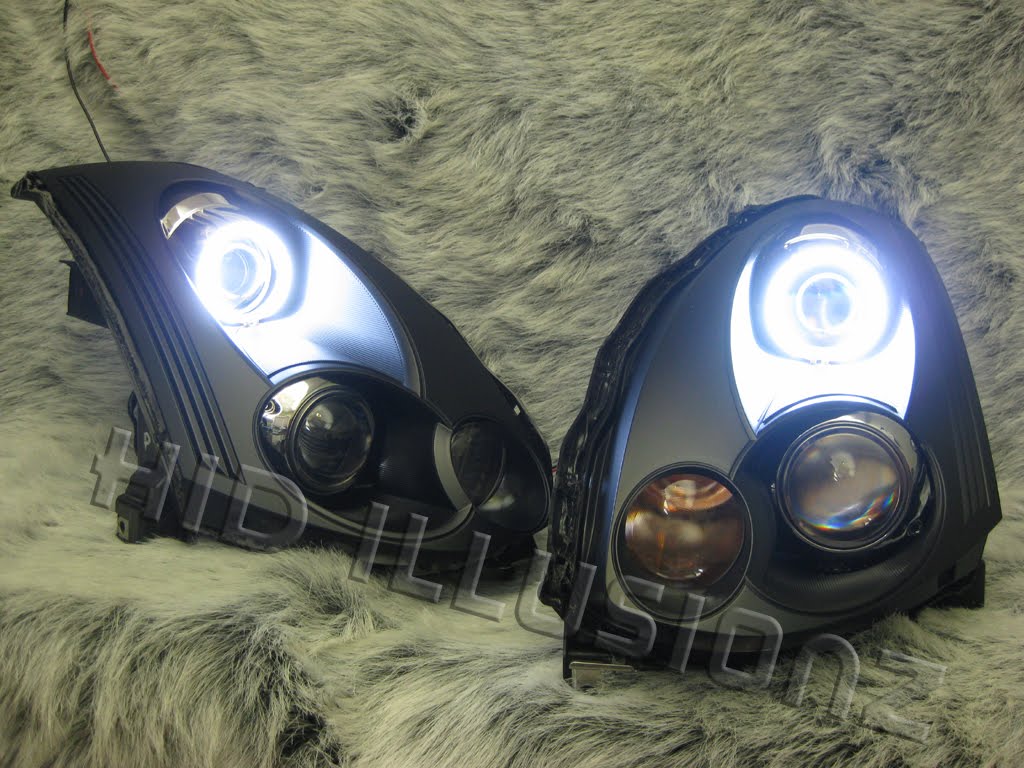 HID ILLUSIONZ Infiniti G35 Coupe Angel Eyes FX35 GTI Projector Turn