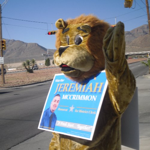 [18562_1124088680962_1789492981_242600_4114858_n.jpg]