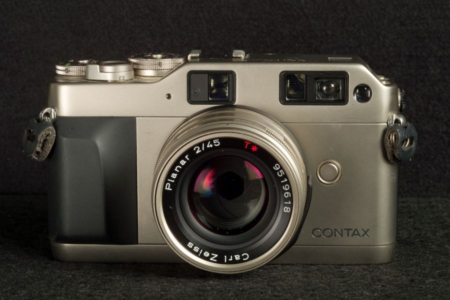 Junk Camera: 1994 Contax G1