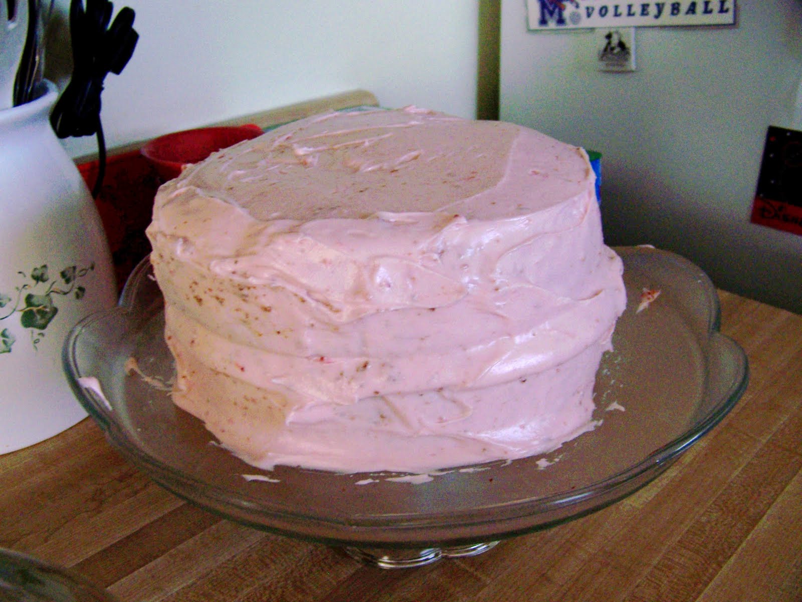 Jennings Family Blog: Paula Dean's Strawberry Cake