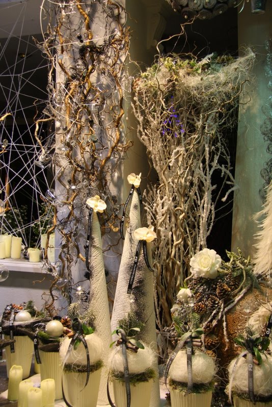 Christmas Window Dressing at Flower Design 2010