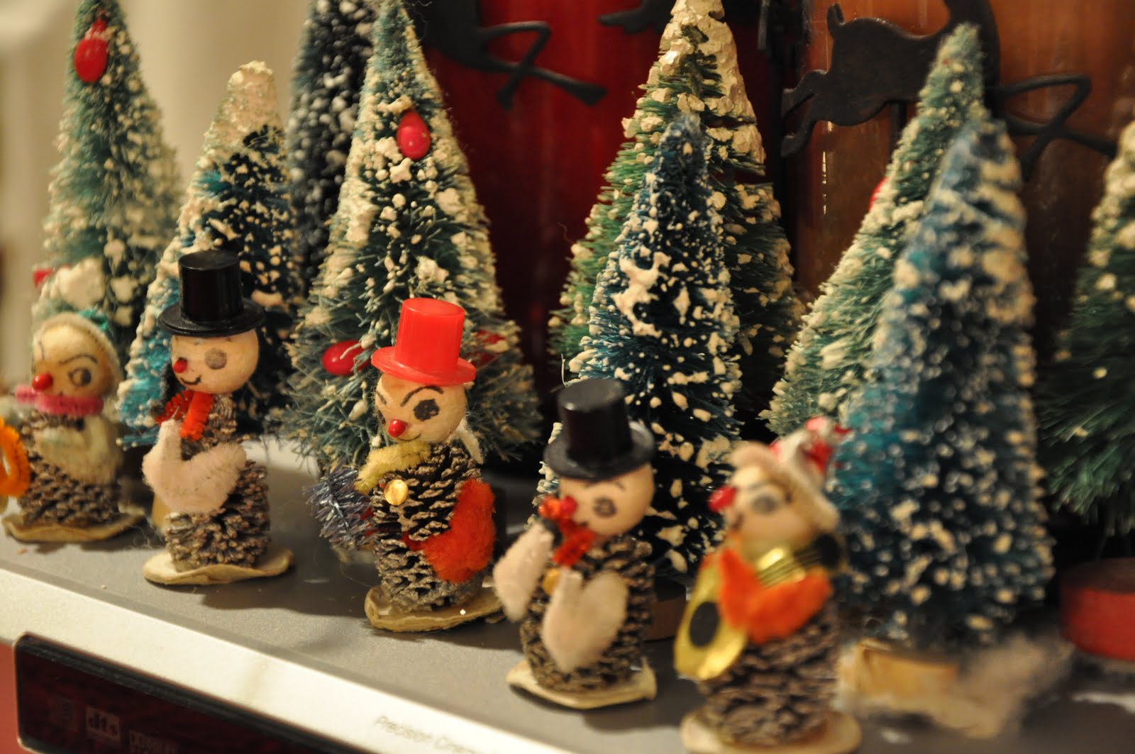 ... Studios Musings: Vintage Wednesday: Vintage Christmas Decorations
