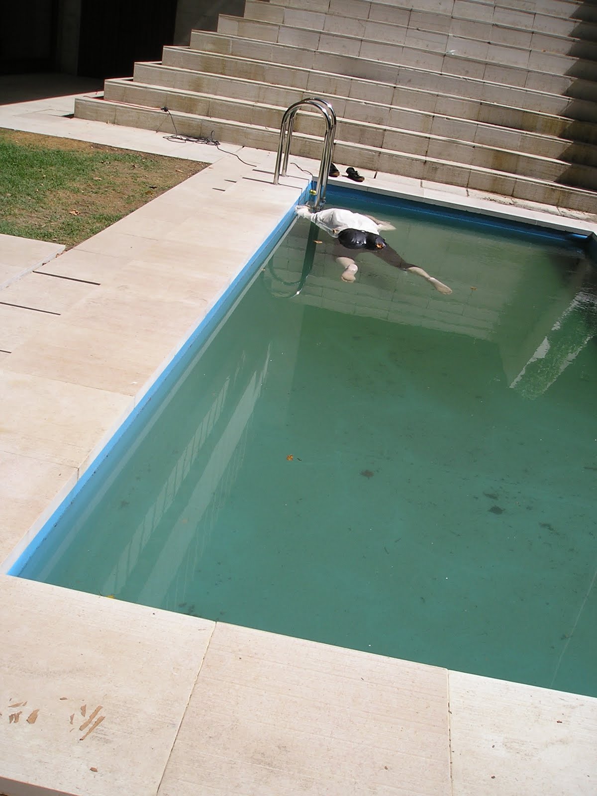 [Venise+2009+biennale+Giardini+(44).JPG]