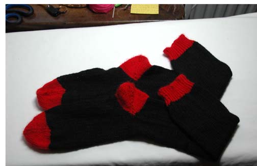 [Thady's+socks.jpg]