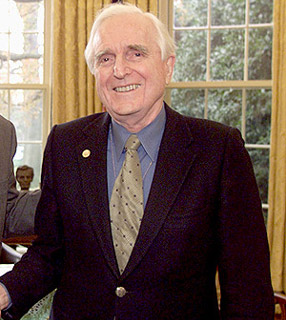 [Douglas-Engelbart-aniversario-pai-mouse.jpg]