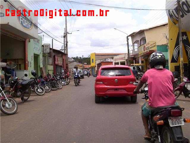 [centro-lago-da-pedra.jpg]