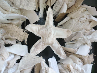 rag wreath tutorial via burlap+blue