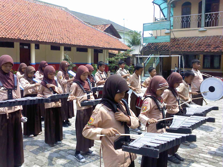 Drum Band SDN Karang Asih 12