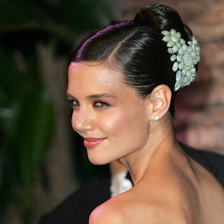 katie-holmes-updo-hg-de.jpg