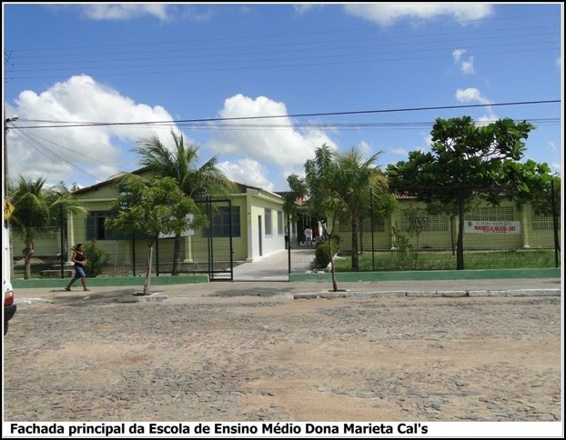 Escola de Ensino Médio Dona Marieta Cal's já iniciou as matrículas do ano letivo de 2011