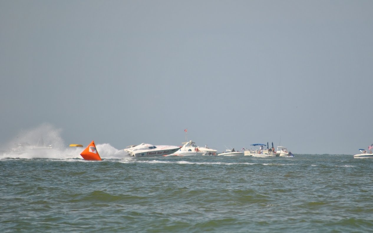 Two Texans in Florida Clearwater Offshore Races
