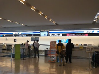 成田空港国内線カウンター