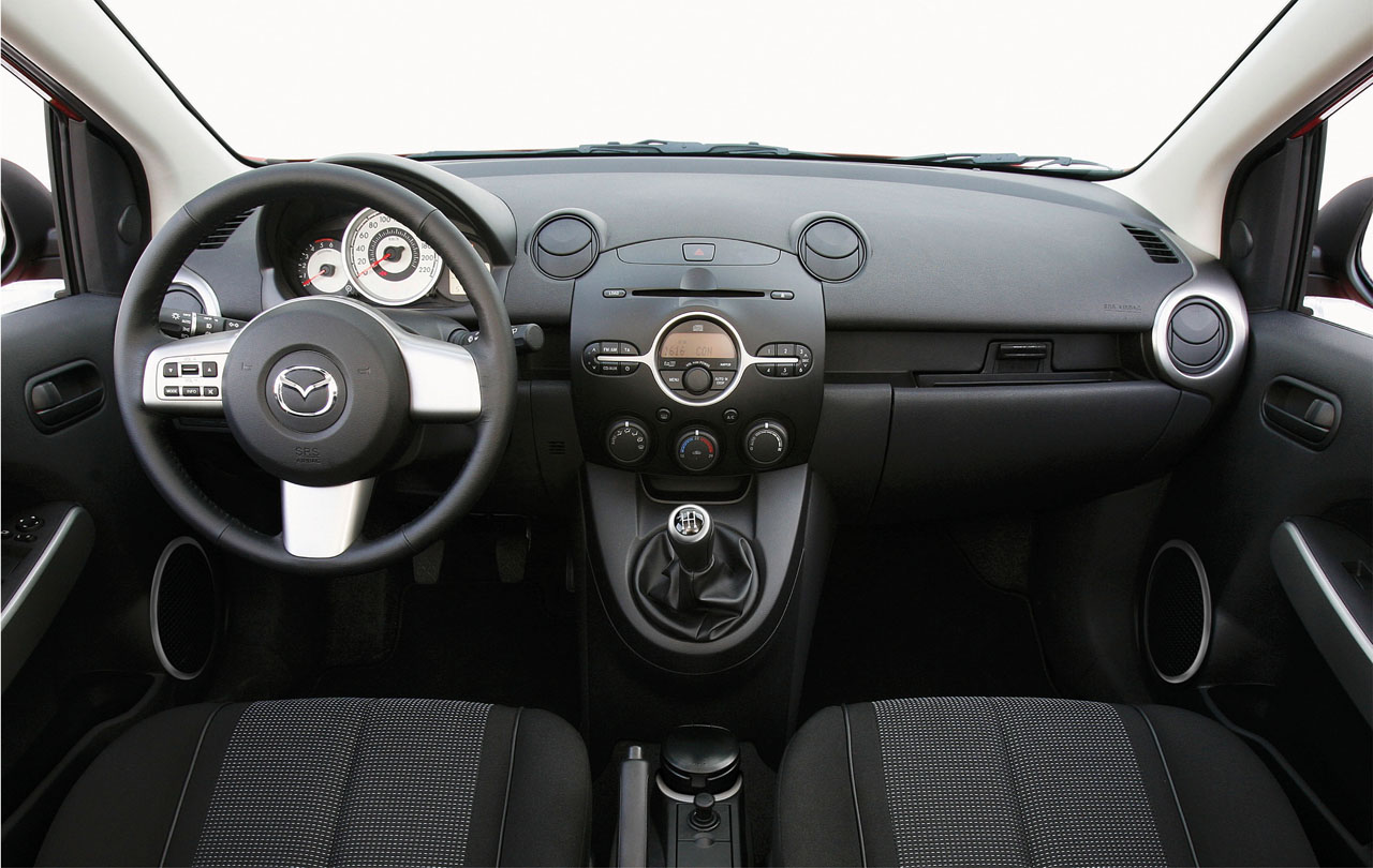 NEWS MOTO nowości motoryzacyjne Nowa Mazda2
