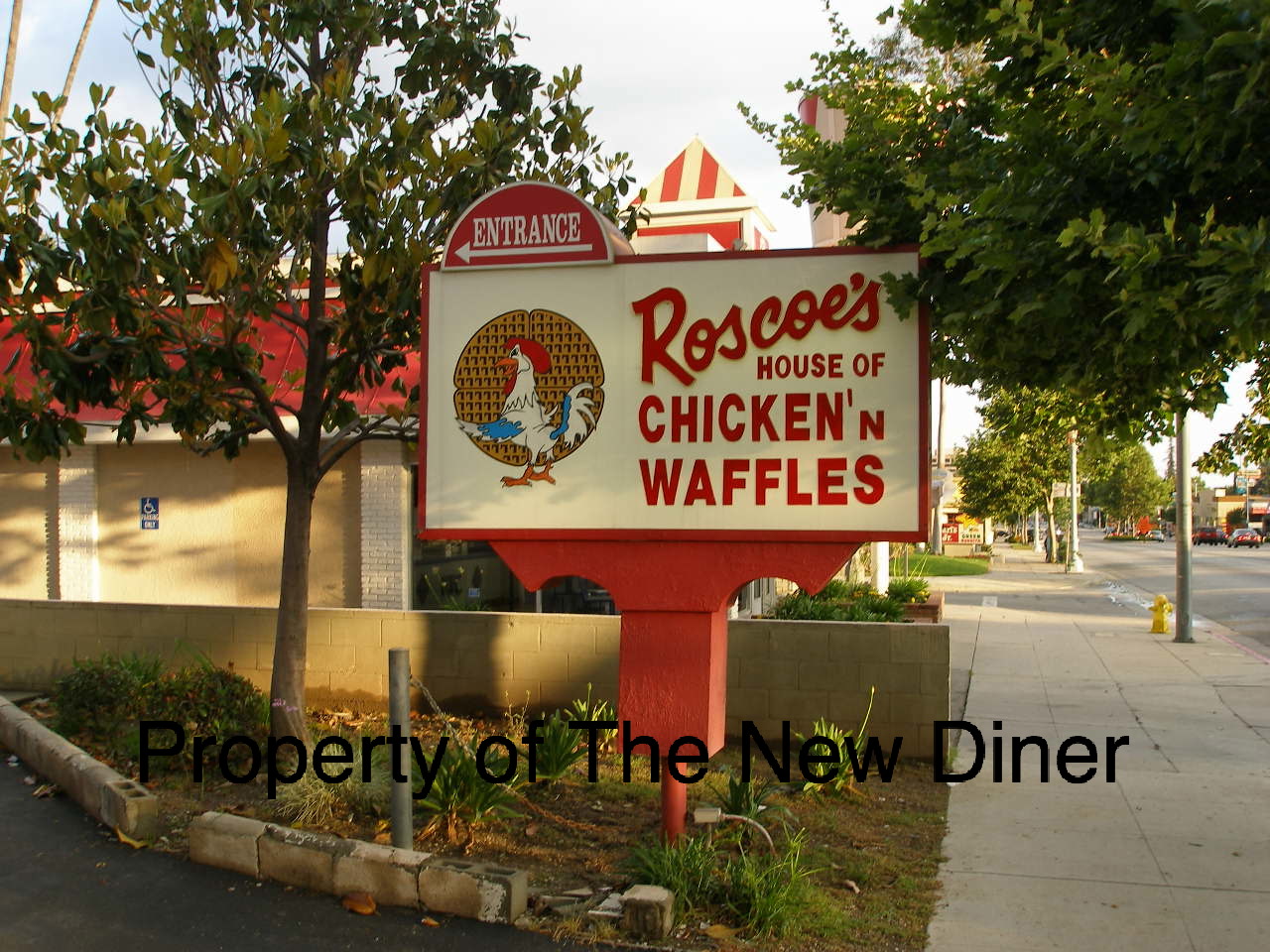 The New Diner Roscoe's Chicken and Waffles Pasadena