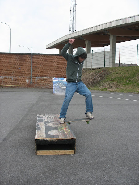 Lio au parking du Stade de La Louvière le mercredi 3 mars 2010