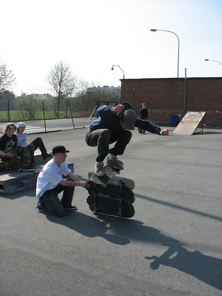 Mathieu Over 4 Boards Le 1er Avril