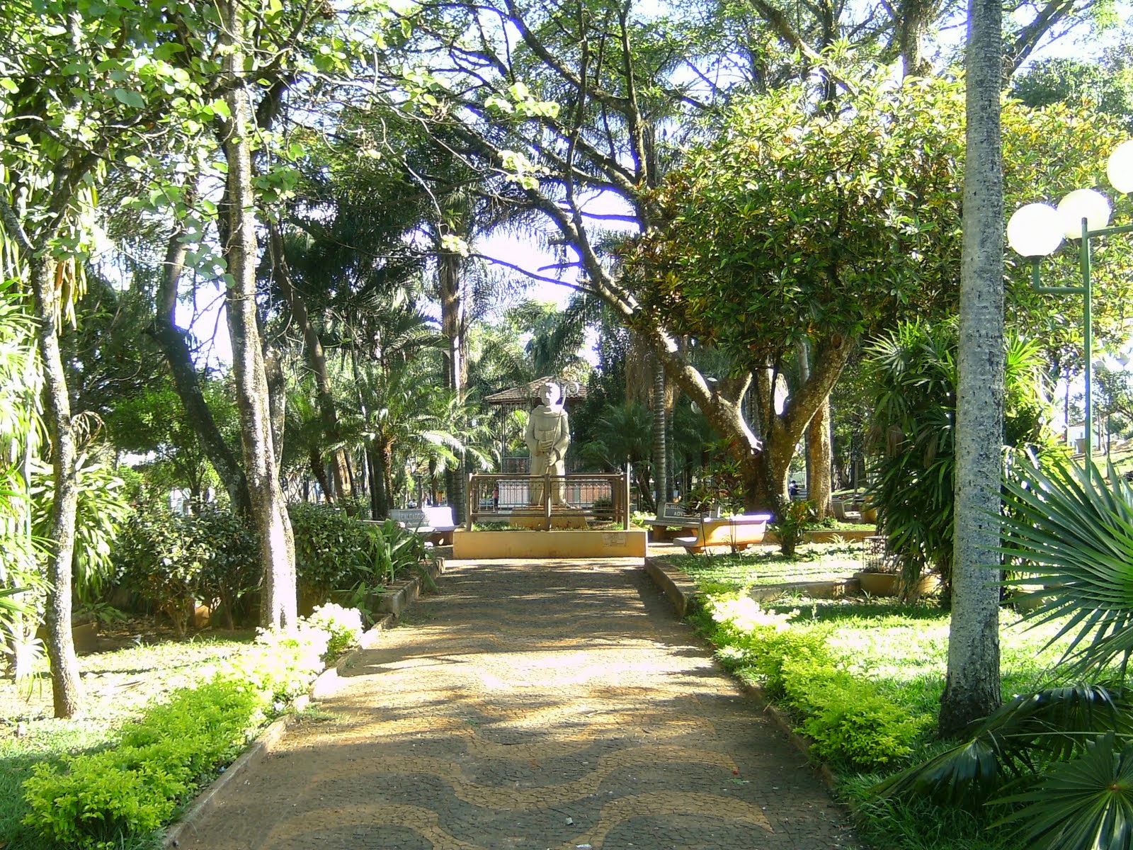 Cidades e Lugares Cidades próximas a Ribeirão Preto Cajuru.