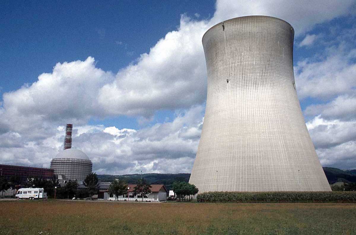 [nuclear-power-plant-9igh.jpg]