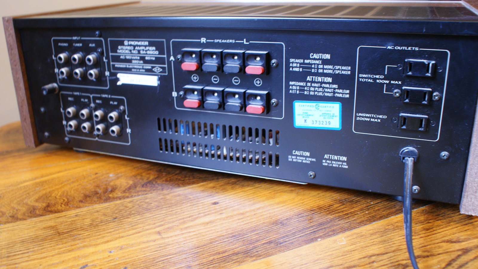 VINTAGE SOUND: Pioneer SA-6800 Integrated Amp