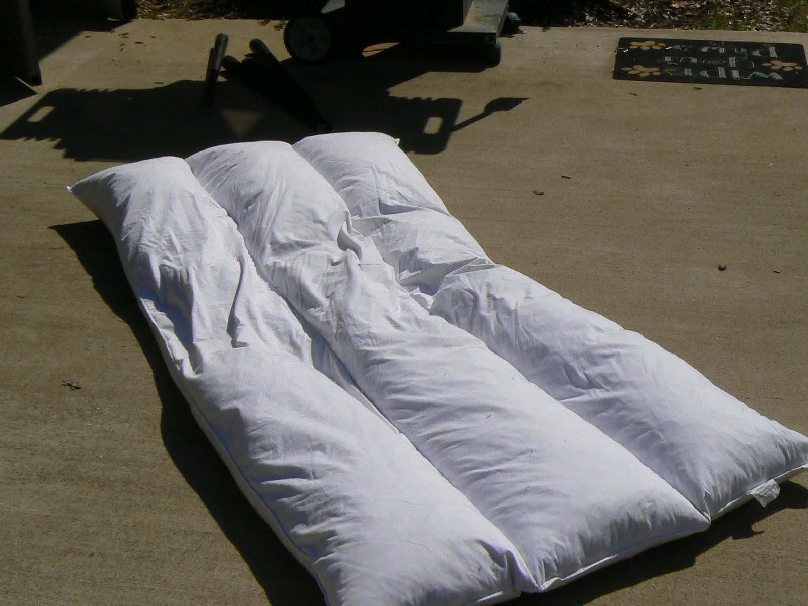 A Well Loved Home: Creating a Shabby Chic Outdoor Patio A Well Loved Home: Creating a Shabby Chic Outdoor Patio on Dollar General Chaise Lounge id=12592