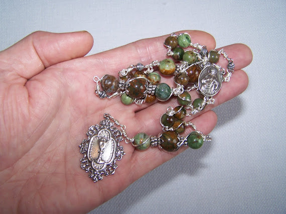 No. 110.  Chaplet of The Mother Of The Most Holy Eucharist