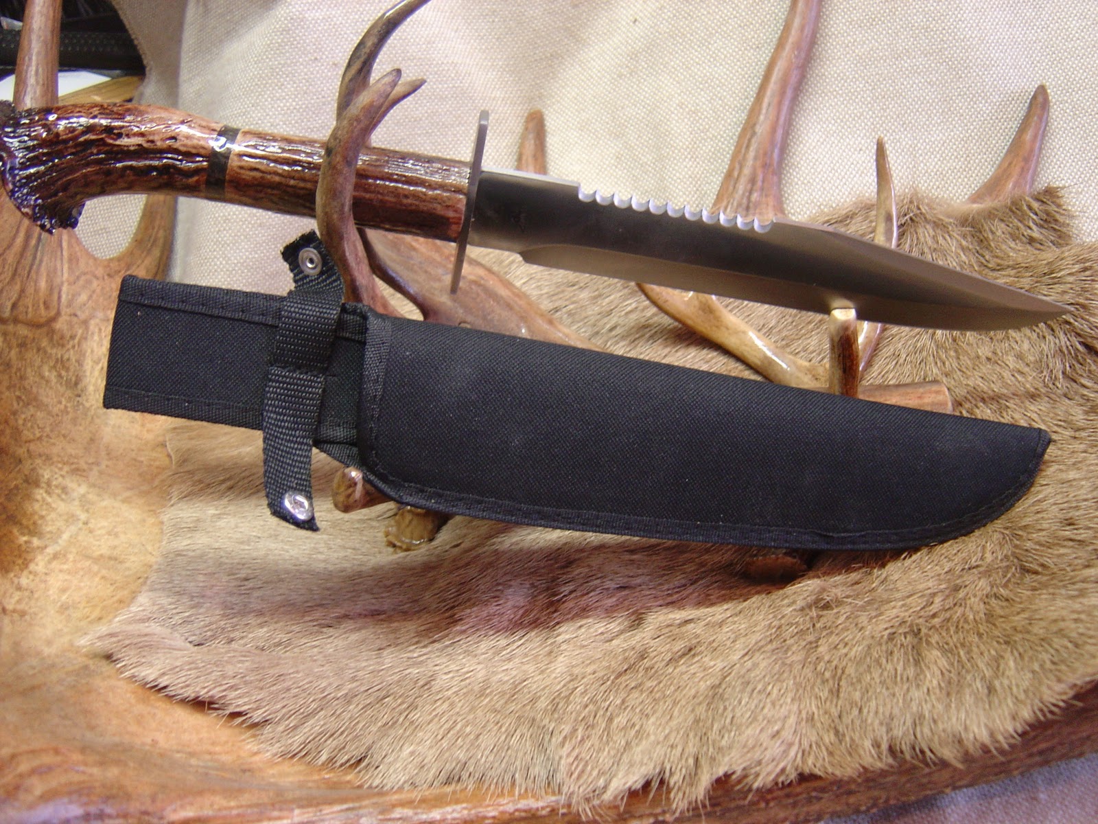 TEXAS DEERSLAYER KNIVES SHEATHS