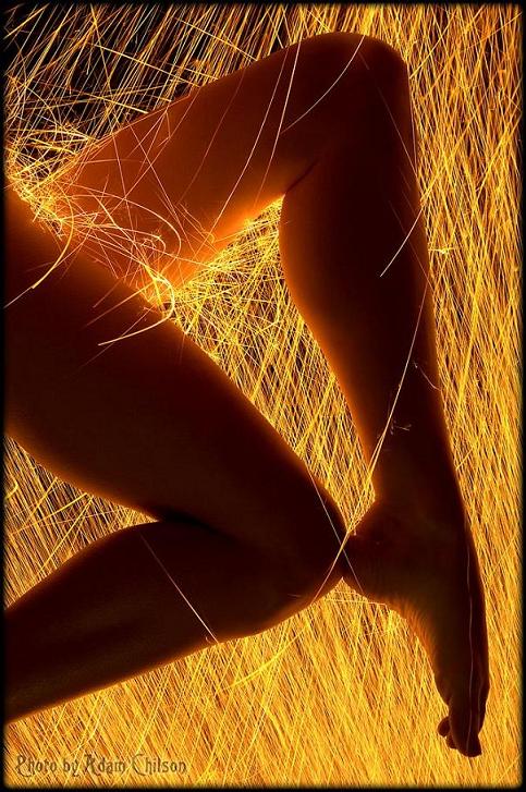fogo faíscas eróticas Adam Chilson fotografia arte