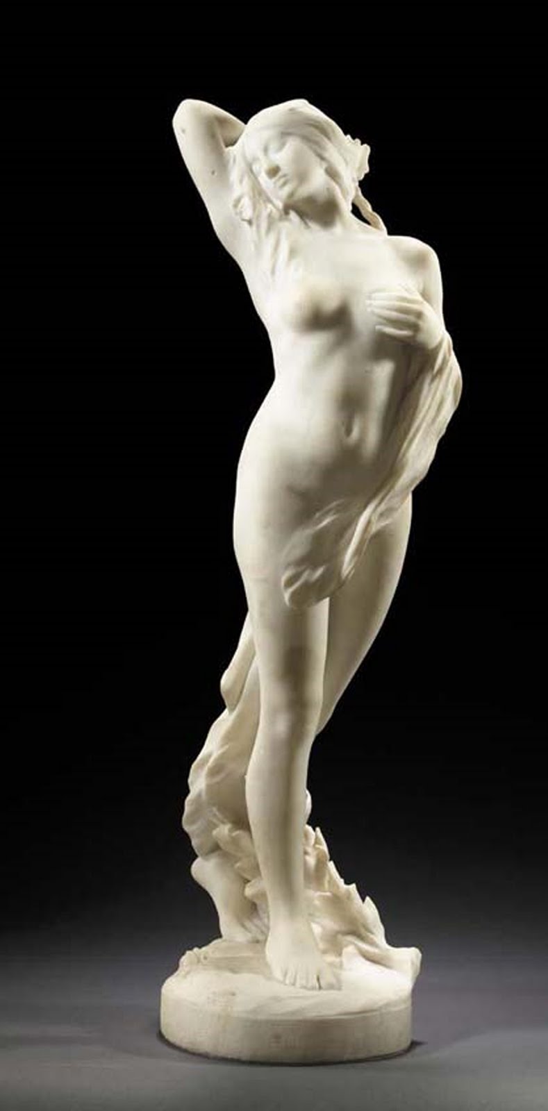 голая женская скульптура фото 65