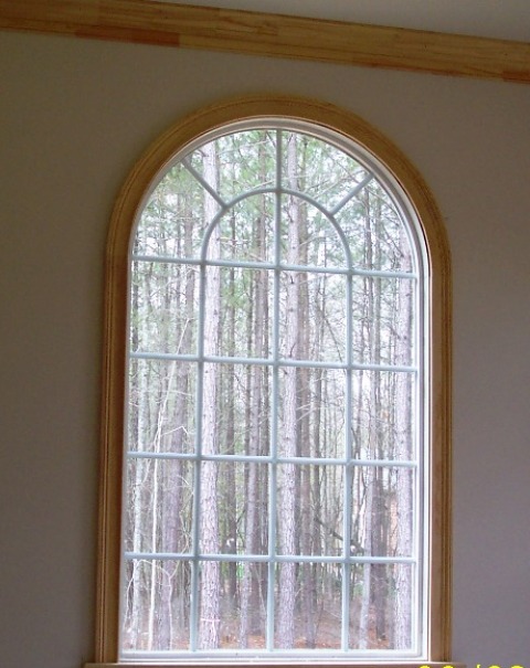 Three-member crown and Radius Window