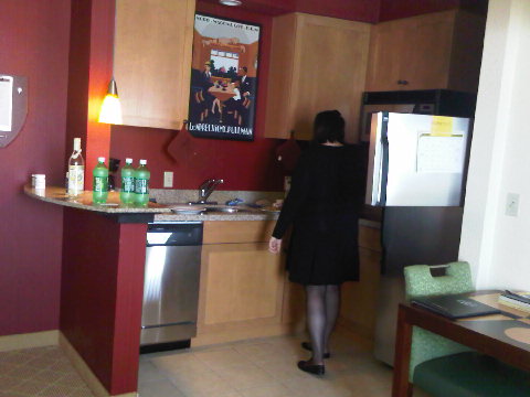 [K+in+Tally+kitchen.jpg]